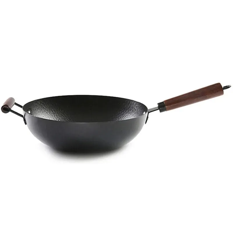 🍳 Cast Iron Woks - Your Versatile Kitchen Partner!