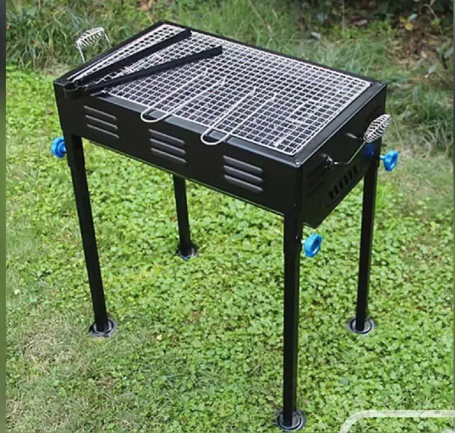 2105 Terrace Garden Picnic Barbecue with Skewers & Wooden Handle