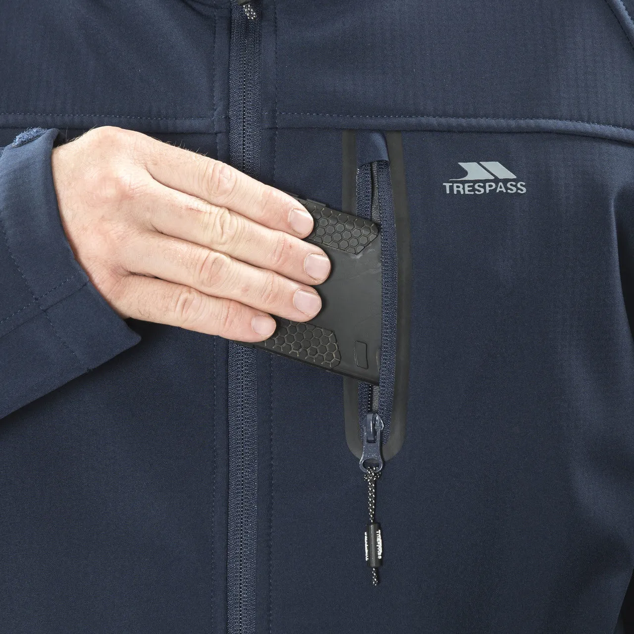 Accelerator 2 Men's Softshell Jacket in Navy